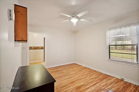 Bedroom - 554 N North Park Dr, Jackson, MS 39206 photo 3 of 4