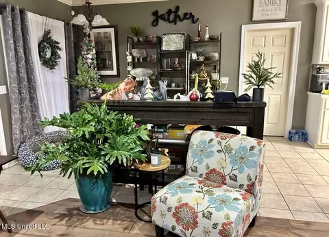540 Will Dr, Brandon, MS 39047 photo 4