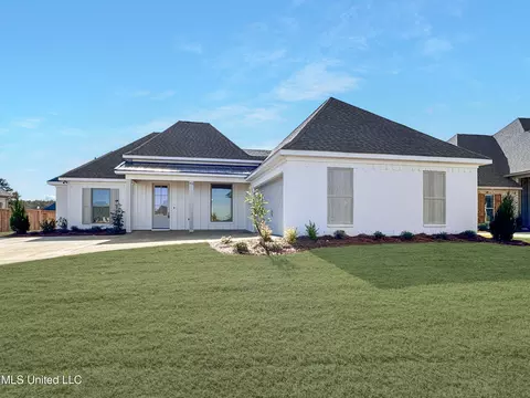 912 Brunswick Ct, Flowood, MS 39232