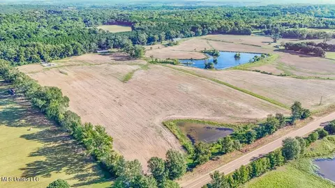 6763 Highway 24, Woodville, MS 39669