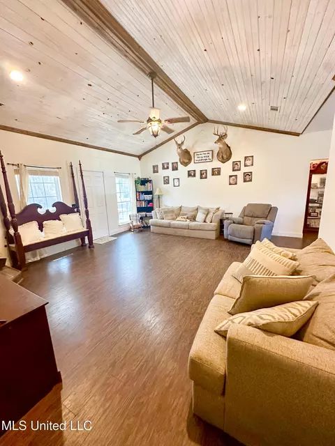 1224 Country Hill Rd # A, Lucedale, MS 39452 photo 4