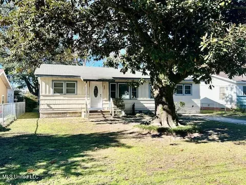 329 West Dr, Biloxi, MS 39531