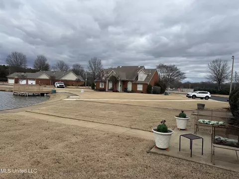 942 S Martin Cir, Hernando, MS 38632 photo 5