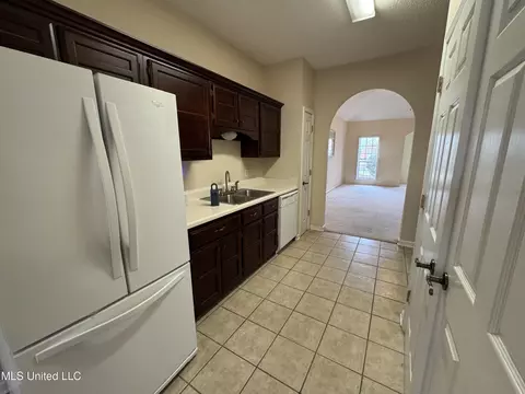 942 S Martin Cir, Hernando, MS 38632 photo 12