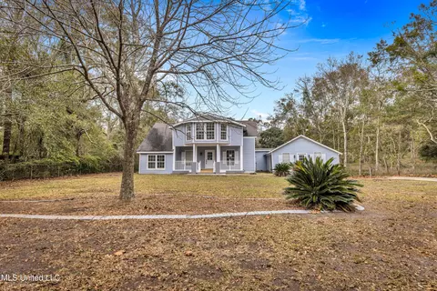 3519 Azalea St, Moss Point, MS 39563 photo 2