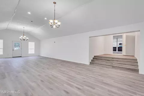 3519 Azalea St, Moss Point, MS 39563 photo 17