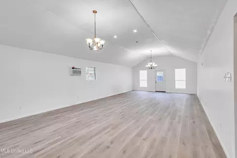 3519 Azalea St, Moss Point, MS 39563 photo 18