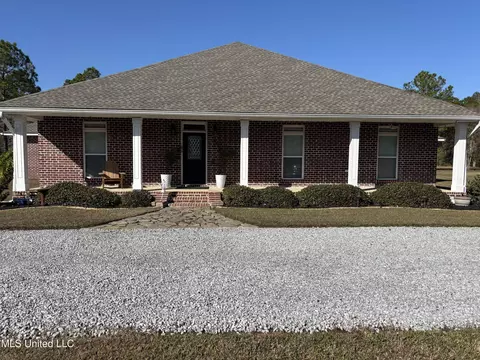 20246 Hayes Rd, Long Beach, MS 39560