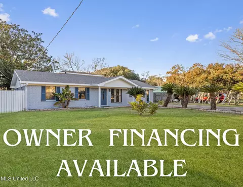265 Holcomb Blvd, Ocean Springs, MS 39564