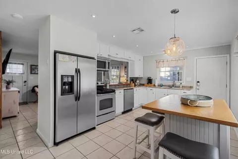 Kitchen - 127 Trautman Ave, Long Beach, MS 39560 photo 4 of 4
