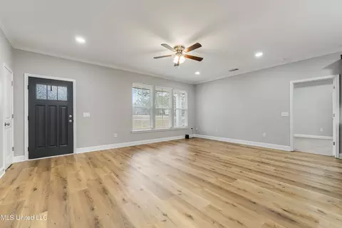Living - 165 Green Rd, Lucedale, MS 39452 photo 1 of 2