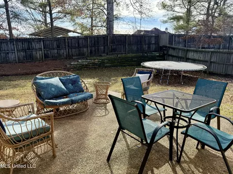 Other - 328 Fairview Dr, Brandon, MS 39047 photo 8 of 9
