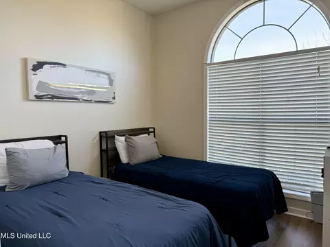 Bedroom - 328 Fairview Dr, Brandon, MS 39047 photo 5 of 5