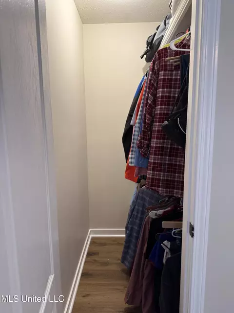 Other - 328 Fairview Dr, Brandon, MS 39047 photo 5 of 9