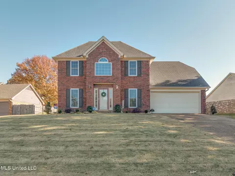 9134 Hickory Dr, Olive Branch, MS 38654