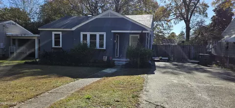 503 Rebecca Ave, Hattiesburg, MS 39401