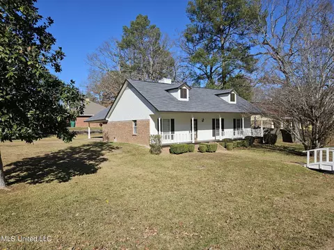 33 Brock Dr, Byram, MS 39272 photo 2