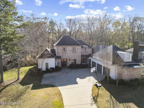 808 Beaumont Dr, Madison, MS 39110