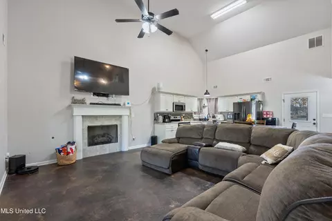1475 Thunderbird Dr N, Hernando, MS 38632 photo 6