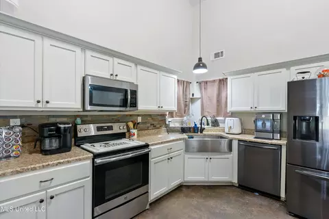 1475 Thunderbird Dr N, Hernando, MS 38632 photo 9