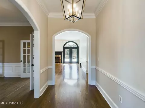 Entry Way - 219 Ingleside Dr, Madison, MS 39110 photo 1 of 2