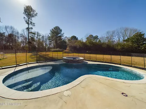 Exterior - 219 Ingleside Dr, Madison, MS 39110 photo 3 of 11