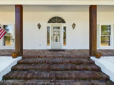 Exterior - 219 Ingleside Dr, Madison, MS 39110 photo 1 of 11
