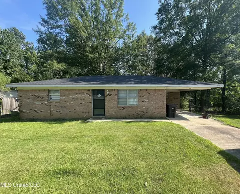 115 Tutor Ave, Calhoun City, MS 38916