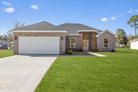 1430 Aubin Blvd, Gautier, MS 39553