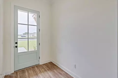 Entry Way - 412 Baleigh Way, Canton, MS 39046 photo 1 of 3
