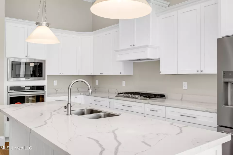 Kitchen - 12482 Star Ln, Gulfport, MS 39503 photo 1 of 2