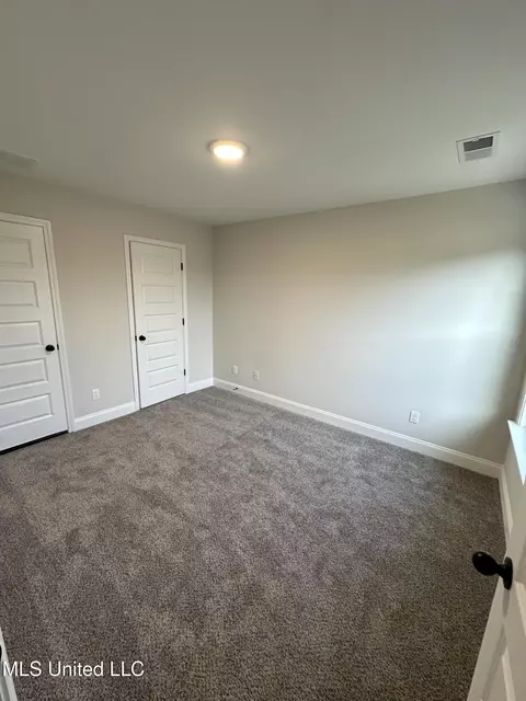 Bedroom - 690 Lucas Ln, Hernando, MS 38632 photo 3 of 3
