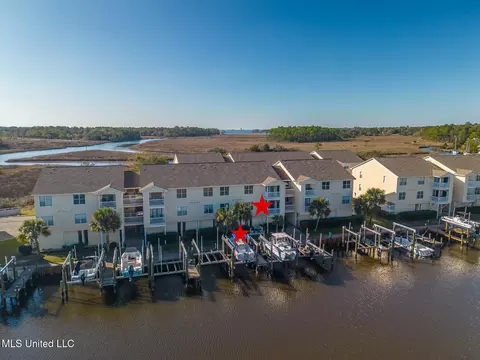2421 Beachview Dr #H06, Ocean Springs, MS 39564