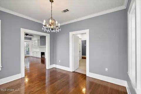Dining - 1703 Poplar Blvd, Jackson, MS 39202 photo 1 of 1