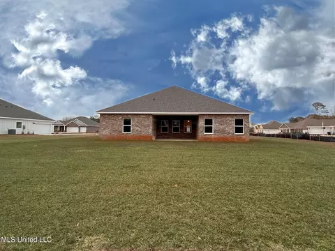 144 Firefly Dr, Lucedale, MS 39452 photo 3