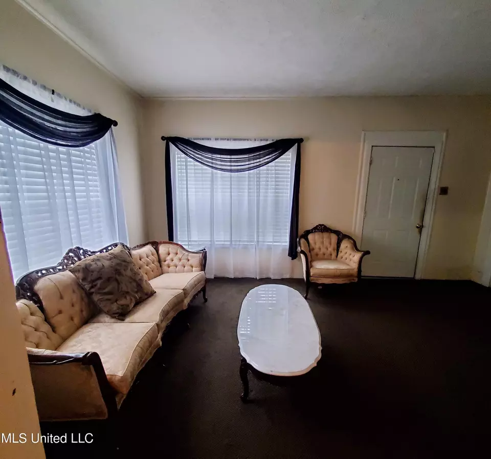 Other - 306 Walnut St, Canton, MS 39046 photo 2 of 5