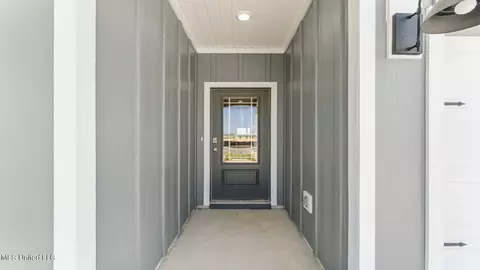 Entry Way - 429 Piney Dr, Pearl, MS 39208 photo 1 of 4