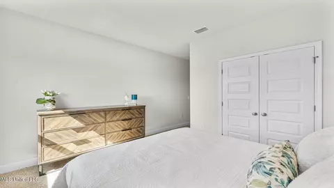 Bedroom - 429 Piney Dr, Pearl, MS 39208 photo 6 of 9