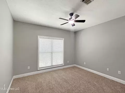 Bedroom - 106 Pine Ridge Cir, Brandon, MS 39047 photo 3 of 5