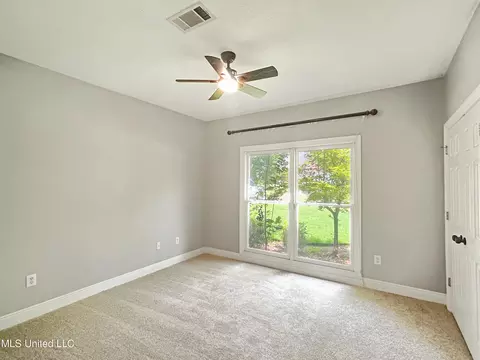 Bedroom - 106 Pine Ridge Cir, Brandon, MS 39047 photo 5 of 5