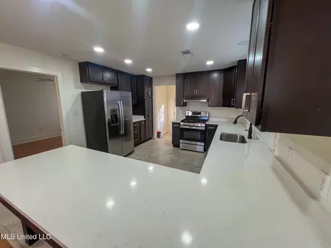 144 Summer St, Lucedale, MS 39452 photo 9