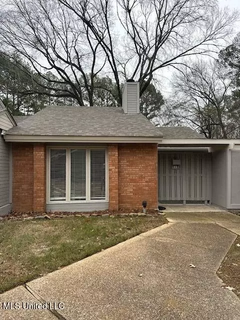 200 Woodgreen Dr #11, Madison, MS 39110