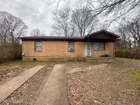 501 Sugar Hill St, Canton, MS 39046