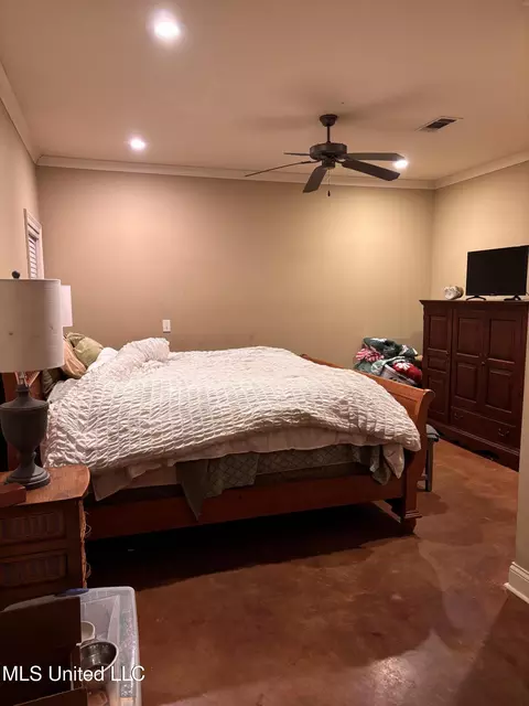 Bedroom - 434 Ash Tree Ln, Madison, MS 39110 photo 2 of 4