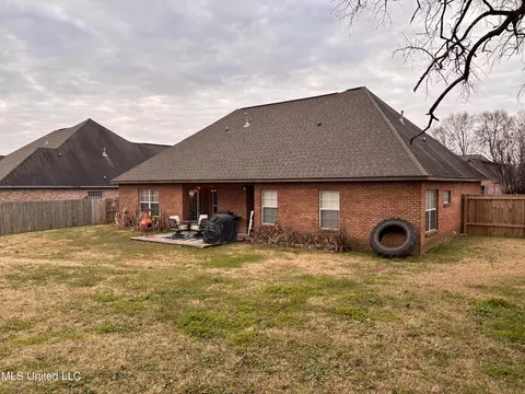 Exterior - 434 Ash Tree Ln, Madison, MS 39110 photo 3 of 4