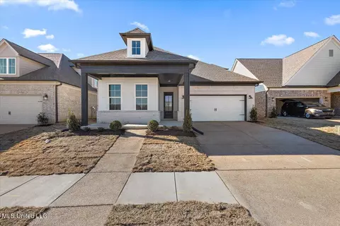 791 E Quitman Ct, Nesbit, MS 38651