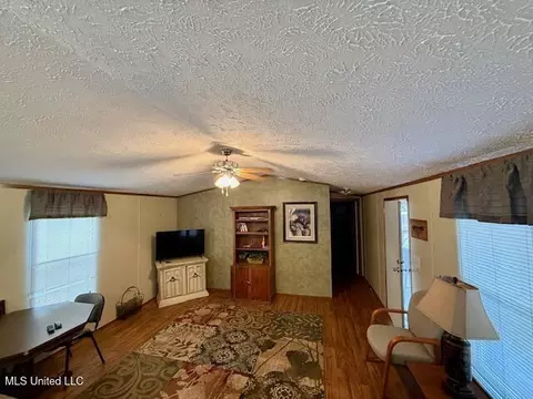 12371 Mcnair Rd NW, Roxie, MS 39661 photo 4