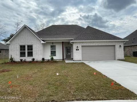 12 Alexandria Grace Dr, Long Beach, MS 39560