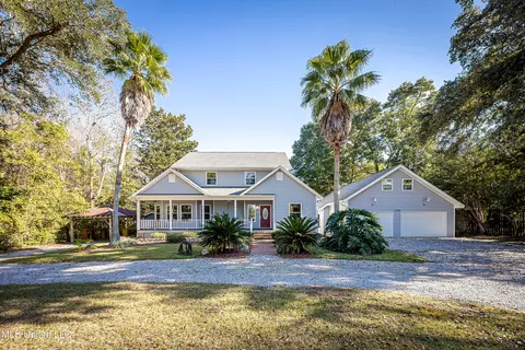 146 Pittman Rd, Ocean Springs, MS 39564