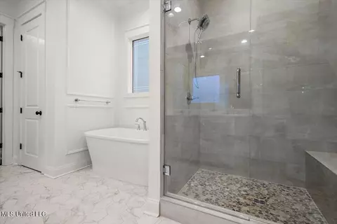 Bath - 218 Bronson Bnd, Flowood, MS 39232 photo 1 of 5